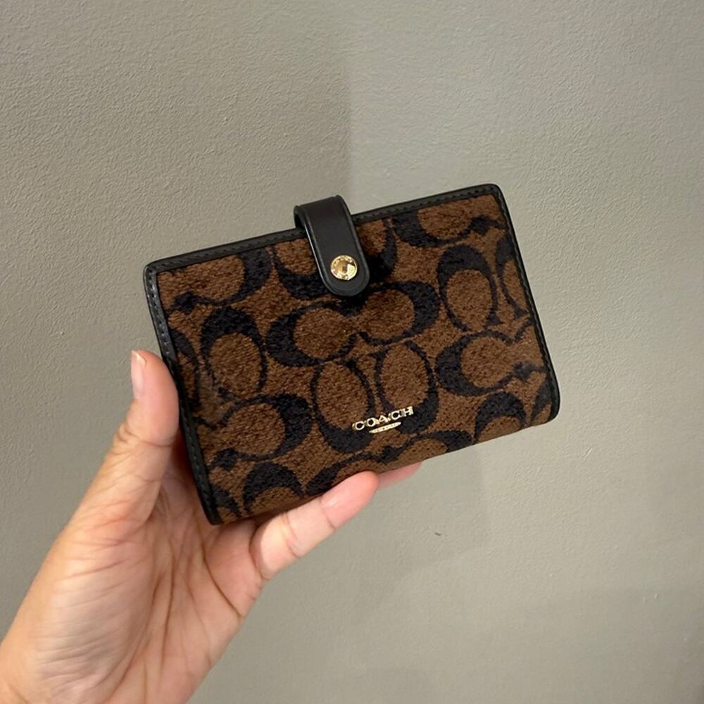 New‼️Coach 2-In-1 Wallet In Signature Chenille CFX40 Gold/Truffle